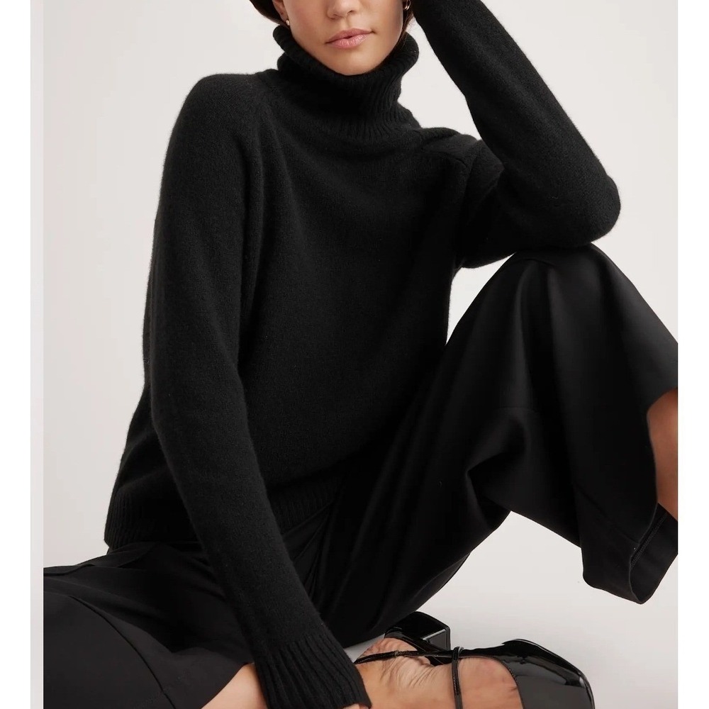 Quince Women S New Quiet Luxury Neutral 100% Wool Turtleneck Sweater Black
